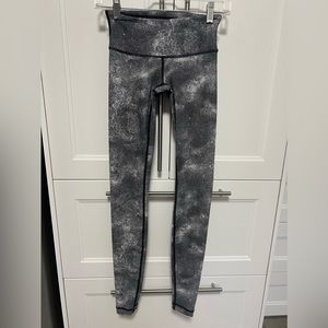 Lululemon leggings size 2